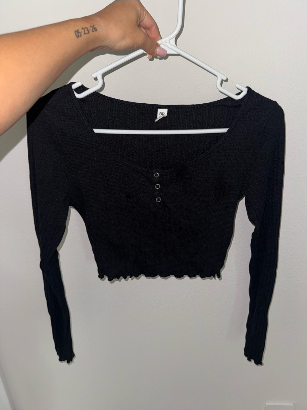 BP. Nordstrom Black Ribbed Henley Crop Top XS Long Sleeve Lettuce Hem